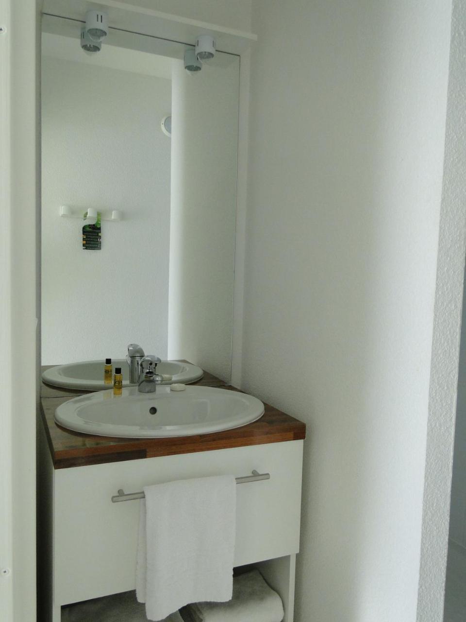 Apartment (2-4 Adults),1208466106:JPEG